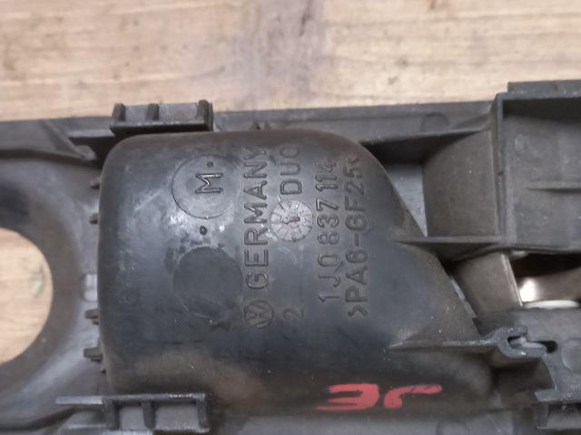 bontott VW BORA Jobb első Belső Kilincs