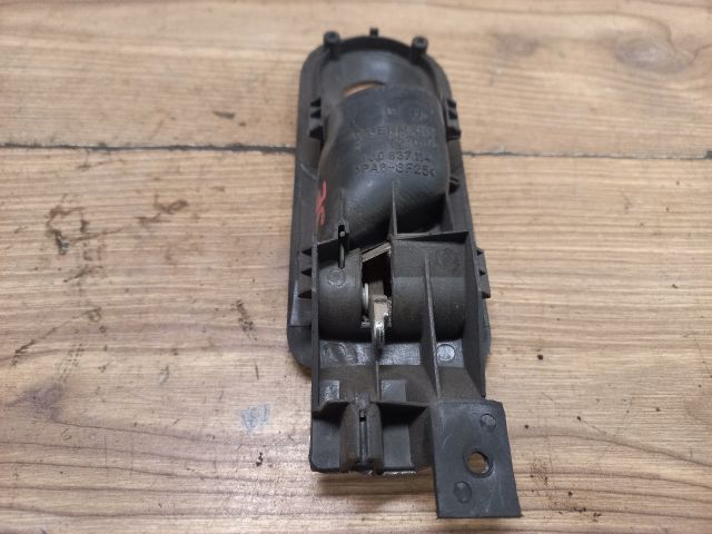 bontott VW BORA Jobb első Belső Kilincs