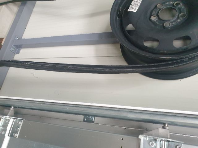 bontott VW BORA Jobb első Gumikéder