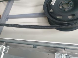 bontott VW BORA Jobb első Gumikéder