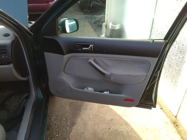 bontott VW BORA Jobb első Kapaszkodó (Felső)