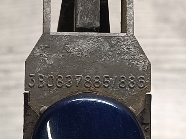 bontott VW BORA Jobb első Külső Kilincs