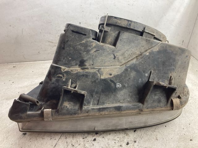 bontott VW BORA Jobb Fényszóró