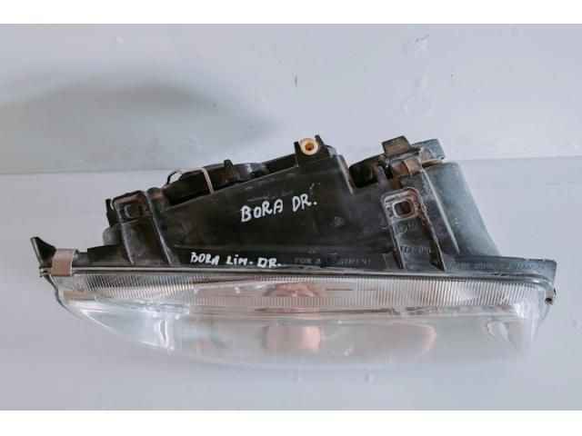 bontott VW BORA Jobb Fényszóró
