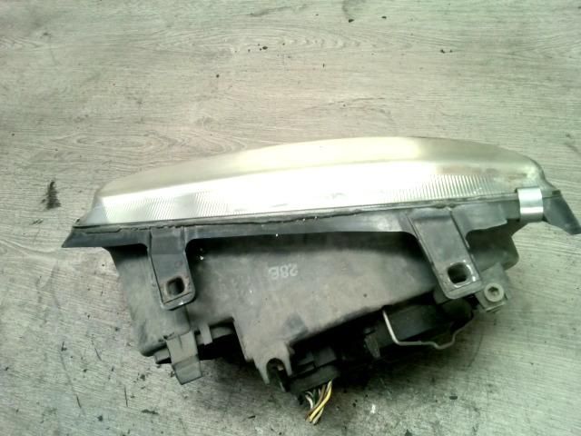 bontott VW BORA Jobb Fényszóró