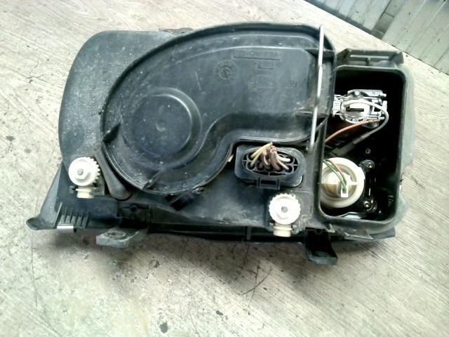 bontott VW BORA Jobb Fényszóró