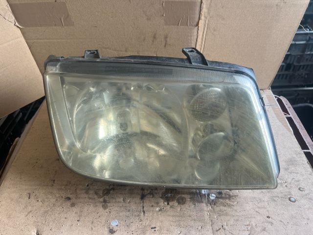 bontott VW BORA Jobb Fényszóró