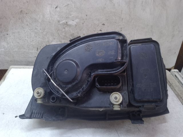 bontott VW BORA Jobb Fényszóró