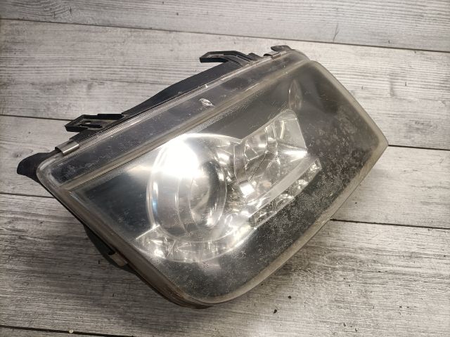 bontott VW BORA Jobb Fényszóró