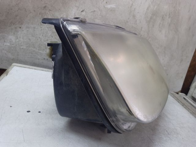 bontott VW BORA Jobb Fényszóró