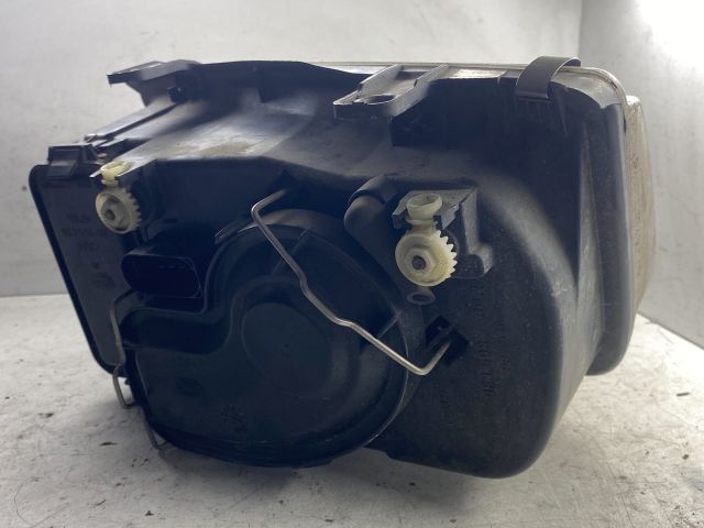 bontott VW BORA Jobb Fényszóró