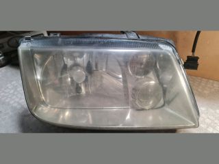 bontott VW BORA Jobb Fényszóró