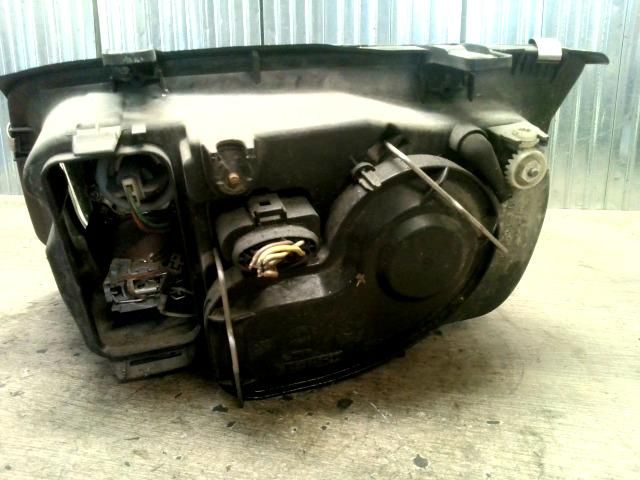 bontott VW BORA Jobb Fényszóró