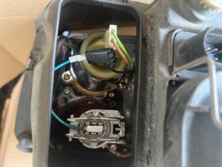 bontott VW BORA Jobb Fényszóró