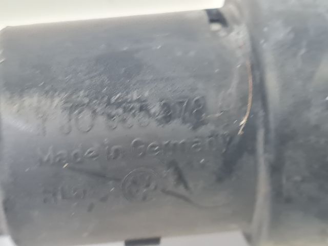 bontott VW BORA Jobb Fényszórómosó Fúvóka