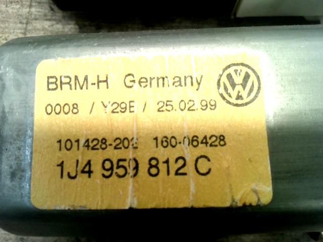 bontott VW BORA Jobb hátsó Ablakemelő Motor