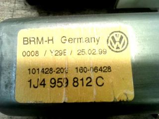 bontott VW BORA Jobb hátsó Ablakemelő Motor