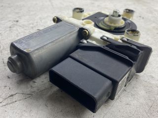 bontott VW BORA Jobb hátsó Ablakemelő Motor