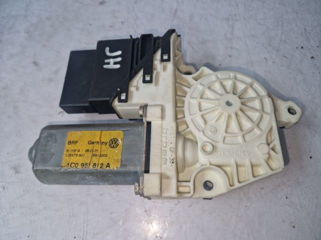 bontott VW BORA Jobb hátsó Ablakemelő Motor