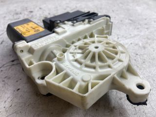 bontott VW BORA Jobb hátsó Ablakemelő Motor