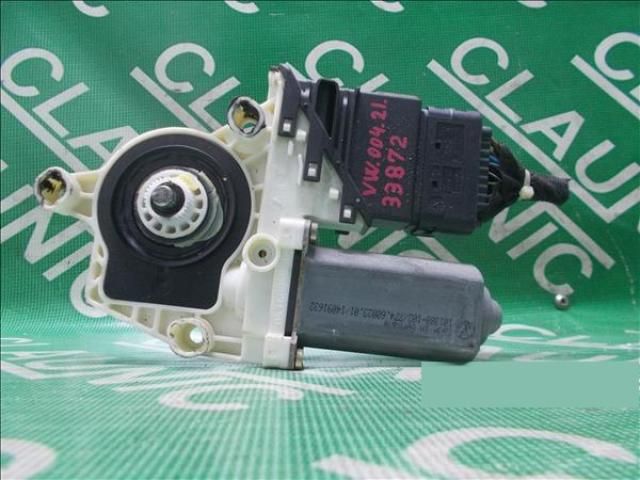 bontott VW BORA Jobb hátsó Ablakemelő Motor