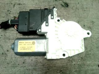 bontott VW BORA Jobb hátsó Ablakemelő Motor