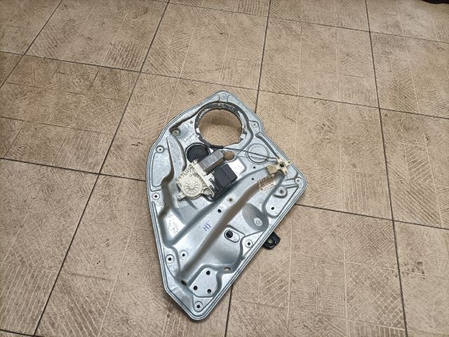 bontott VW BORA Jobb hátsó Ablakemelő Szerkezet (Elektromos)
