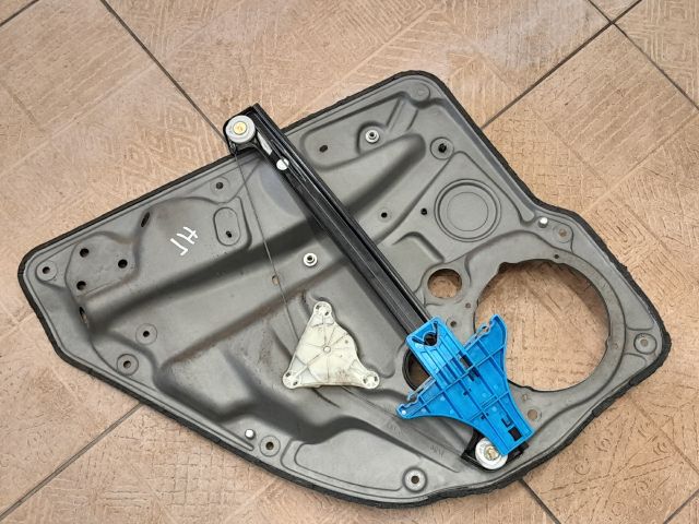 bontott VW BORA Jobb hátsó Ablakemelő Szerkezet (Elektromos)