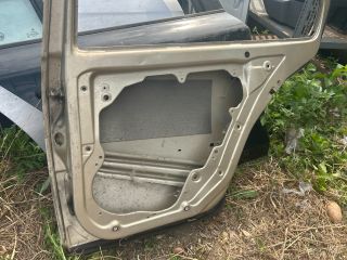 bontott VW BORA Jobb hátsó Ajtó (Üres lemez)