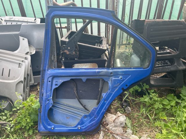 bontott VW BORA Jobb hátsó Ajtó (Üres lemez)
