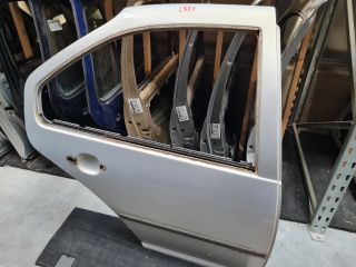 bontott VW BORA Jobb hátsó Ajtó (Üres lemez)