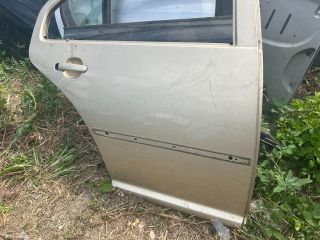 bontott VW BORA Jobb hátsó Ajtó (Üres lemez)