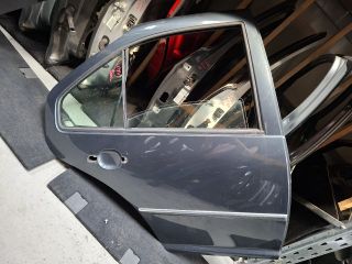 bontott VW BORA Jobb hátsó Ajtó (Üres lemez)