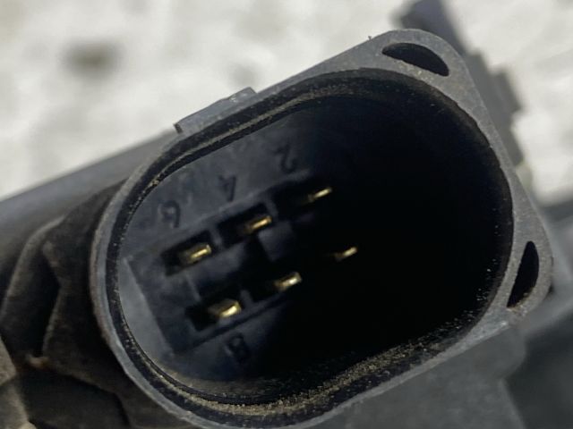 bontott VW BORA Jobb hátsó Ajtózár