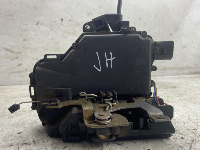 bontott VW BORA Jobb hátsó Ajtózár