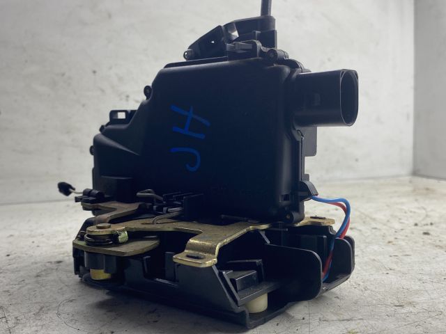 bontott VW BORA Jobb hátsó Ajtózár