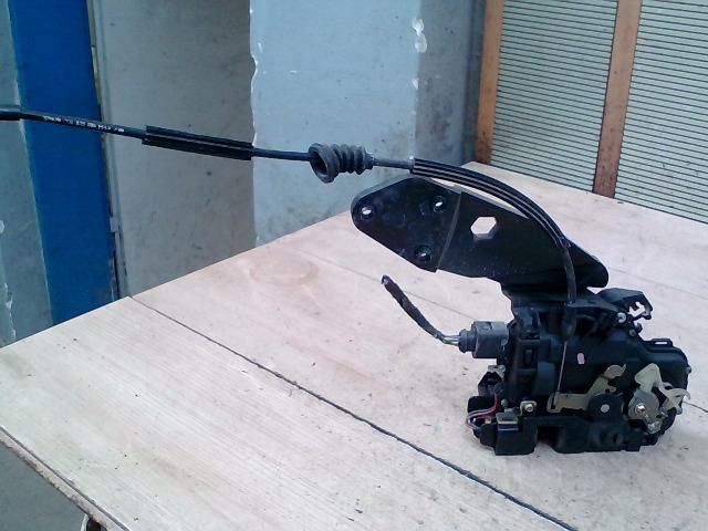 bontott VW BORA Jobb hátsó Ajtózár