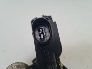 bontott VW BORA Jobb hátsó Ajtózár