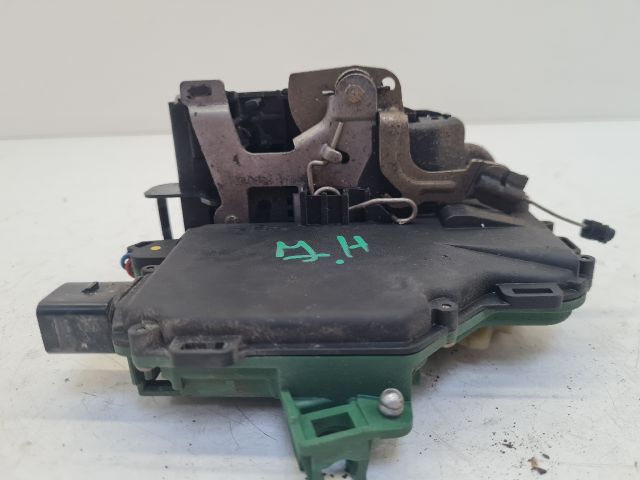 bontott VW BORA Jobb hátsó Ajtózár