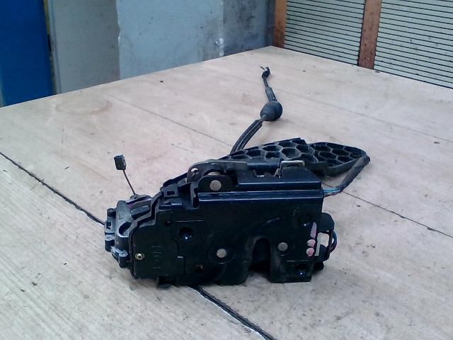 bontott VW BORA Jobb hátsó Ajtózár