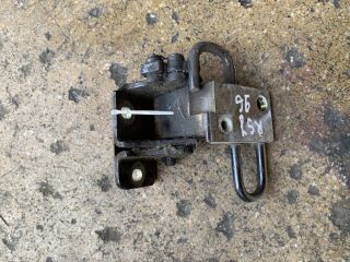 bontott VW BORA Jobb hátsó Alsó Zsanér