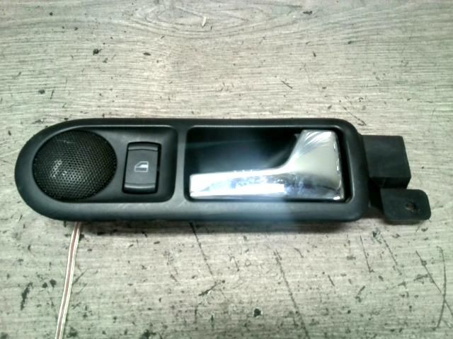 bontott VW BORA Jobb hátsó Belső Kilincs