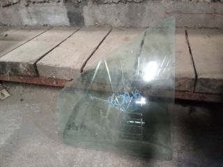 bontott VW BORA Jobb hátsó Fixüveg (Ajtóban)