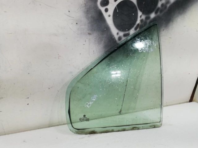 bontott VW BORA Jobb hátsó Fixüveg (Ajtóban)