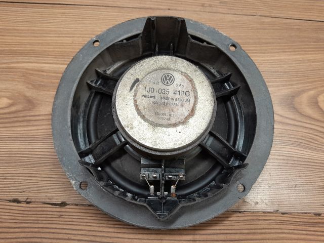 bontott VW BORA Jobb hátsó Hangszóró