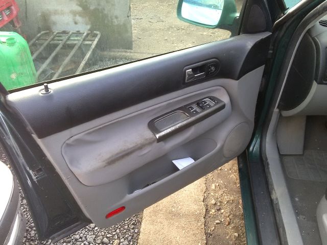 bontott VW BORA Jobb hátsó Kapaszkodó (Felső)