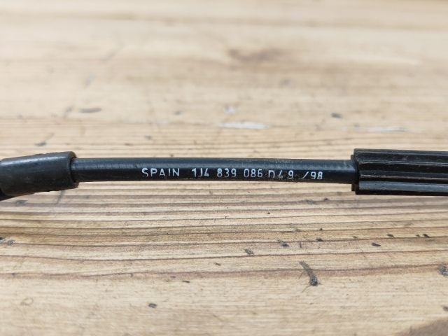 bontott VW BORA Jobb hátsó Kilincs Bowden