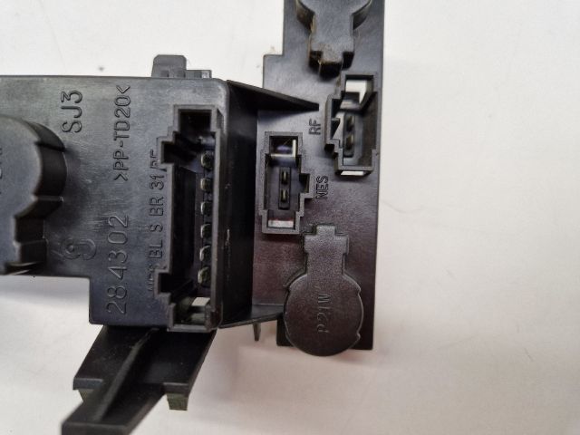 bontott VW BORA Jobb Hátsó Lámpa Foglalat