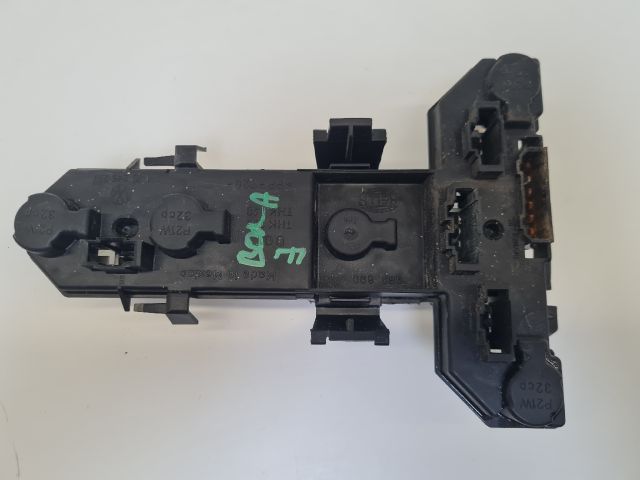 bontott VW BORA Jobb Hátsó Lámpa Foglalat