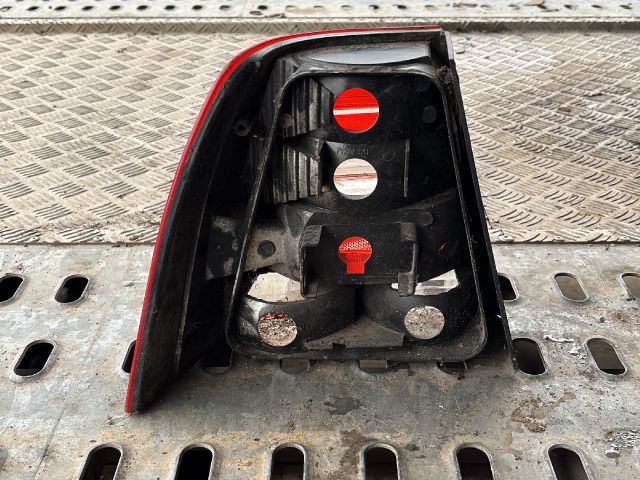 bontott VW BORA Jobb Hátsó Lámpa